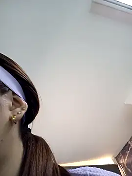 AnthonelaDuque online show from October 9, 2025, 11:52 am