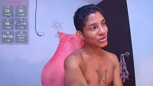 Snapshot of Palo_santo chatting on February 22, 2025, 12:49 am Palo santo online show from February 22, 2025, 12:49 am