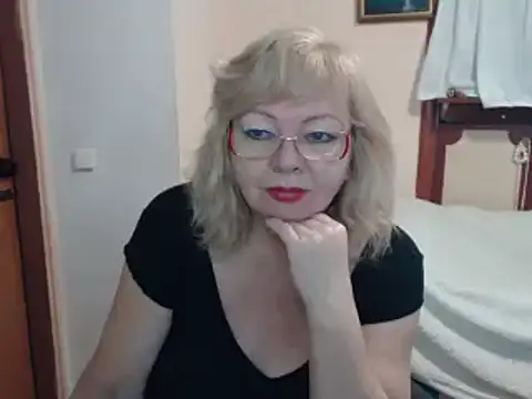 EvelynLoveShy online show from December 25, 2024, 8:18 am