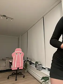 Snapshot of jAsMinE678 chatting on January 29, 2025, 1:37 am jAsMinE678 online show from January 29, 2025, 1:37 am