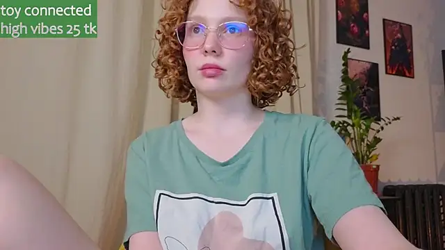 Snapshot of _lightmyfire chatting on March 17, 2025, 8:19 pm lightmyfire online show from March 17, 2025, 8:19 pm