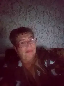 Lee Nell online show from December 17, 2024, 1:05 pm