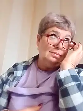 Lee Nell online show from September 15, 2025, 3:06 am