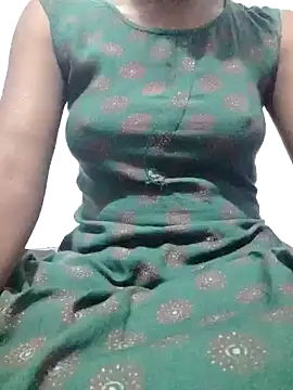 Snapshot of rituporna2004 chatting on December 19, 2024, 12:24 am rituporna2004 online show from December 19, 2024, 12:24 am