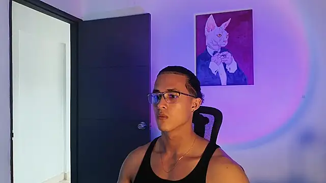 alejo x3 online show from March 7, 2026, 9:23 pm