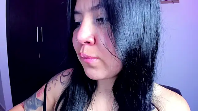 AilynRed online show from January 6, 2025, 3:53 am