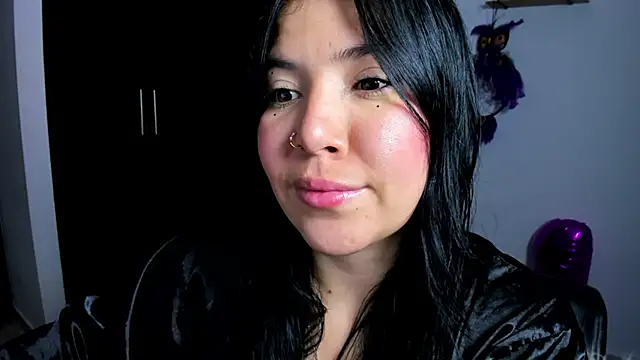 AilynRed online show from January 21, 2025, 4:10 am