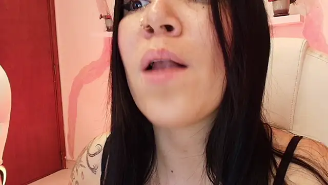 AilynRed online show from February 21, 2025, 4:40 am