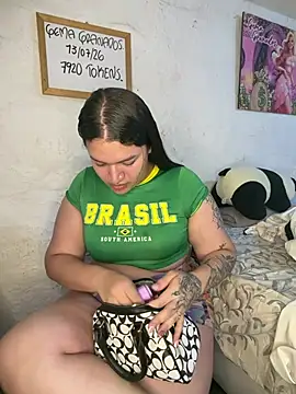 GemaGranadoss online show from July 7, 2026, 8:24 pm