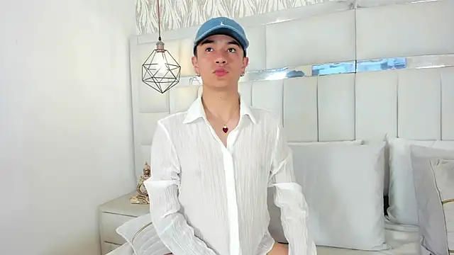 1m Joel online show from November 14, 2025, 5:06 am