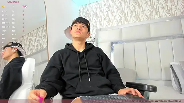 1m Joel online show from December 16, 2025, 4:50 am