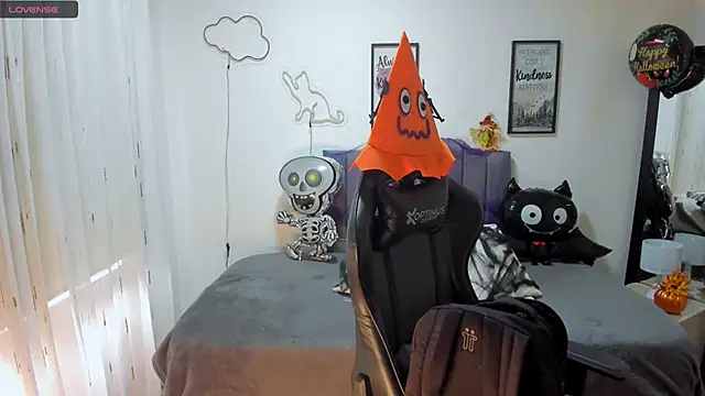 Snapshot of Amy_joones chatting on October 23, 2025, 12:15 pm Amy joones online show from October 23, 2025, 12:15 pm