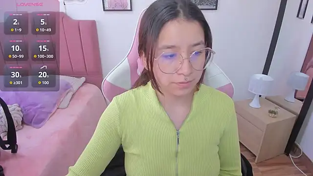 Snapshot of Amy_joones chatting on November 25, 2025, 12:49 pm Amy joones online show from November 25, 2025, 12:49 pm