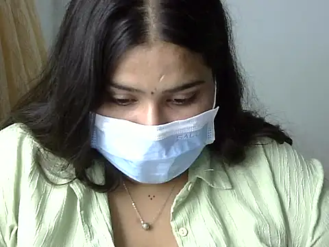 Snapshot of cutelady65 chatting on February 12, 2026, 4:02 pm cutelady65 online show from February 12, 2026, 4:02 pm