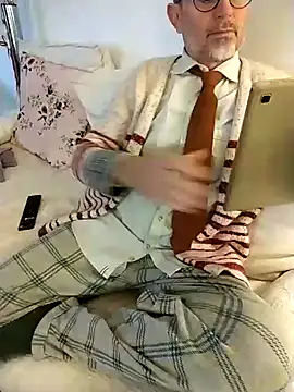 MadProfessor online show from December 18, 2024, 3:00 pm