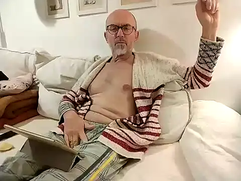 MadProfessor online show from December 20, 2024, 3:21 pm