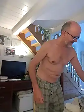 MadProfessor online show from January 7, 2025, 2:08 pm