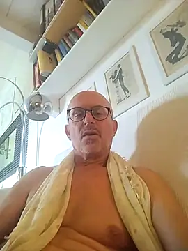 MadProfessor online show from September 17, 2025, 10:17 am