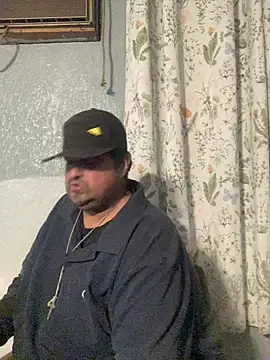 Snapshot of Miguel16i chatting on March 19, 2025, 4:25 am Miguel16i online show from March 19, 2025, 4:25 am