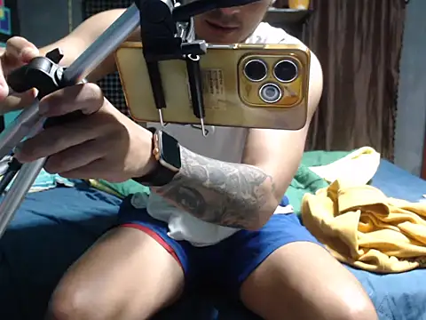 xxxxhotxoxo online show from November 8, 2025, 7:56 pm