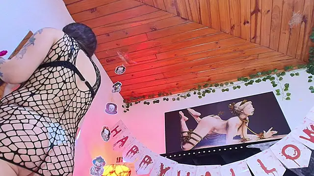 Eda Bonne online show from October 25, 2025, 12:34 pm