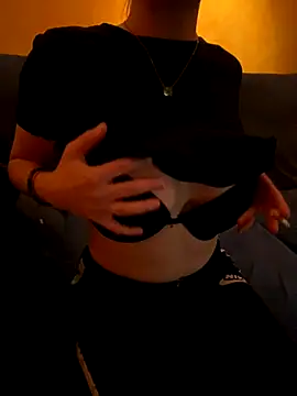 ToAnWTW online show from November 18, 2025, 9:41 pm