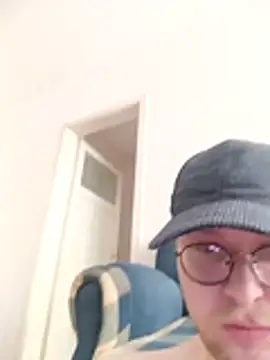 yigitht online show from March 8, 2026, 11:14 am