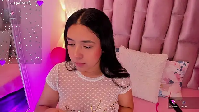 Snapshot of NikyBrookss chatting on February 17, 2026, 1:07 pm NikyBrookss online show from February 17, 2026, 1:07 pm