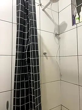 couple shy online show from September 14, 2025, 3:05 am