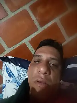 Snapshot of Elvergon3456 chatting on December 14, 2025, 3:39 pm Elvergon3456 online show from December 14, 2025, 3:39 pm