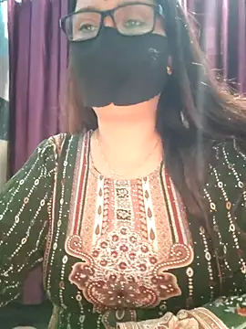 Aishwaryaa 69 online show from November 12, 2025, 8:37 am