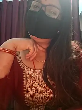 Aishwaryaa 69 online show from November 28, 2025, 3:58 pm