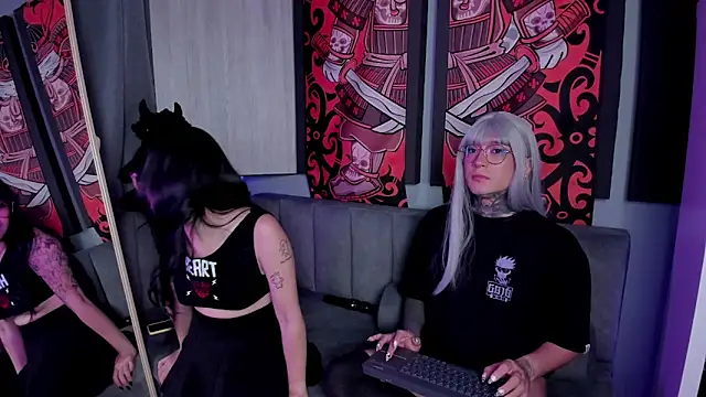 JadeyKhada online show from November 14, 2025, 12:42 am