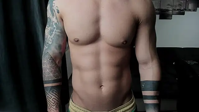 Richarddarell1 online show from September 17, 2025, 4:47 am