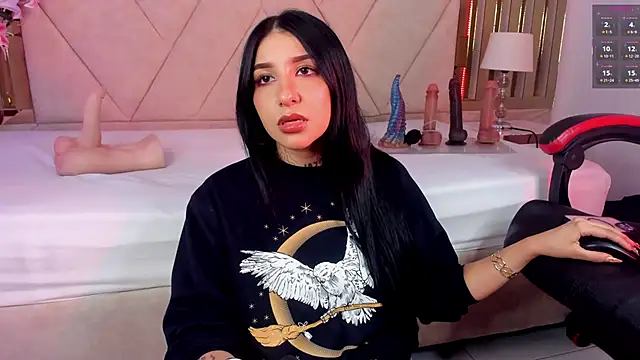 Leiaa  online show from February 12, 2026, 5:57 am