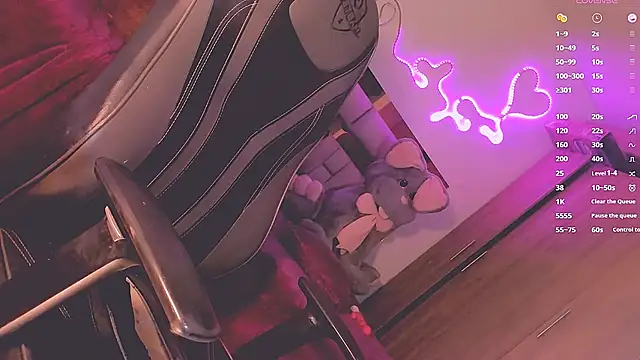 Snapshot of Vianca_Chanel chatting on December 11, 2024, 4:39 am Vianca Chanel online show from December 11, 2024, 4:39 am