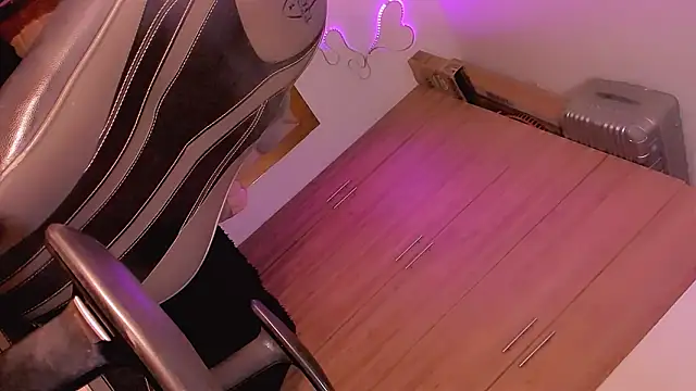 Snapshot of Vianca_Chanel chatting on December 31, 2024, 5:44 am Vianca Chanel online show from December 31, 2024, 5:44 am