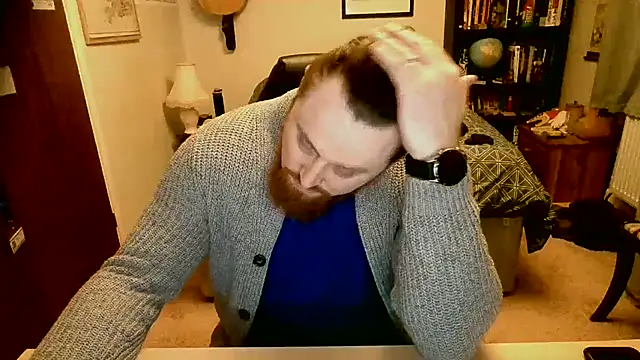 Snapshot of Hairy_Guy30 chatting on February 9, 2025, 10:43 pm Hairy Guy30 online show from February 9, 2025, 10:43 pm