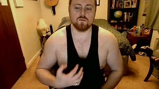 Snapshot of Hairy_Guy30 chatting on March 19, 2025, 12:26 am Hairy Guy30 online show from March 19, 2025, 12:26 am