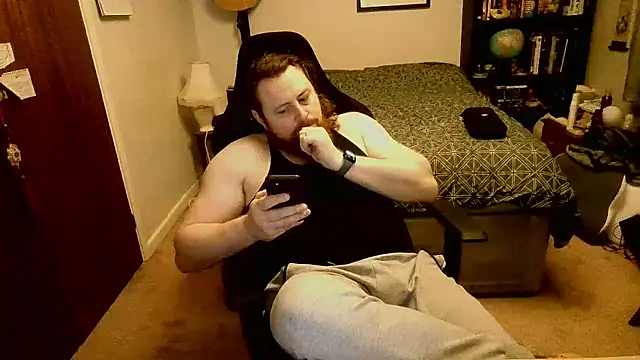 Hairy Guy30 online show from January 16, 2026, 10:36 pm