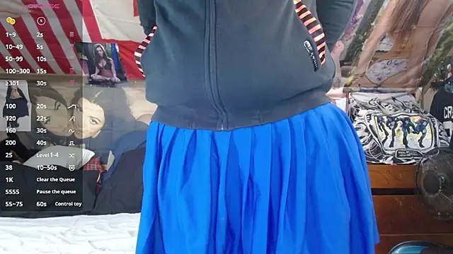 cosmicjones online show from November 4, 2025, 12:37 pm