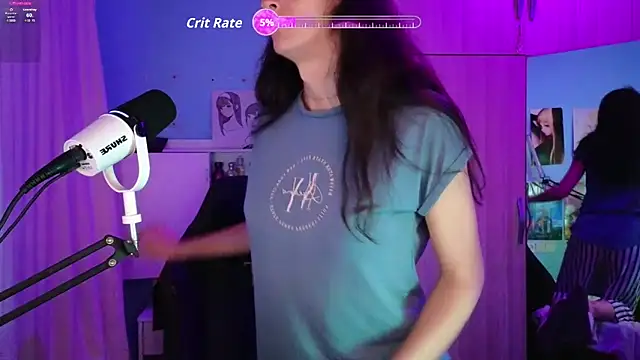 Snapshot of MemiKouki chatting on November 11, 2025, 5:35 pm MemiKouki online show from November 11, 2025, 5:35 pm