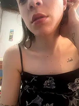 Snapshot of martinasool chatting on September 30, 2025, 12:21 pm martinasool online show from September 30, 2025, 12:21 pm