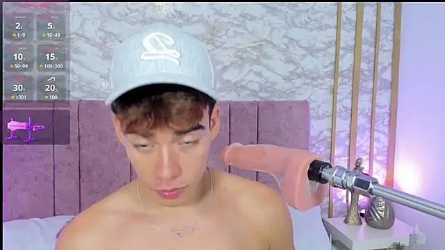 Snapshot of its_liam18 chatting on December 3, 2024, 11:57 pm its liam18 online show from December 3, 2024, 11:57 pm