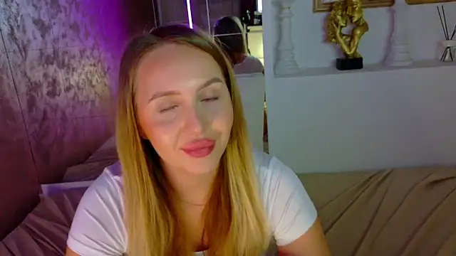 lexy a online show from December 17, 2025, 5:35 am