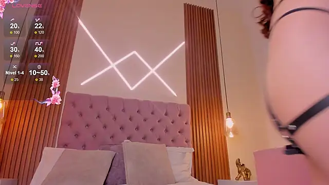 Sophia turneer online show from April 3, 2026, 8:07 pm