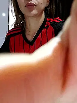 Snapshot of melissa_35_ chatting on November 6, 2025, 2:23 am melissa 35 online show from November 6, 2025, 2:23 am