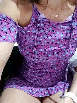 Snapshot of melissa_35_ chatting on November 6, 2025, 11:04 pm melissa 35 online show from November 6, 2025, 11:04 pm