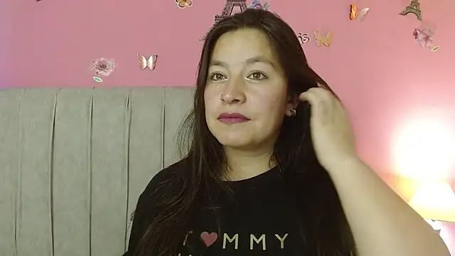 monickhot303av online show from September 28, 2025, 3:45 am