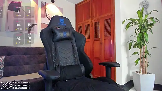 Snapshot of _joansoto chatting on September 9, 2025, 2:05 pm  joansoto online show from September 9, 2025, 2:05 pm